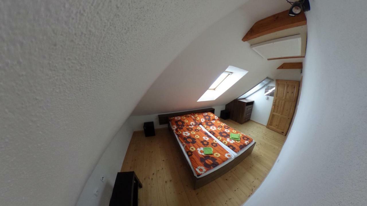 Ubytovani Mikulov Eksteriør bilde
